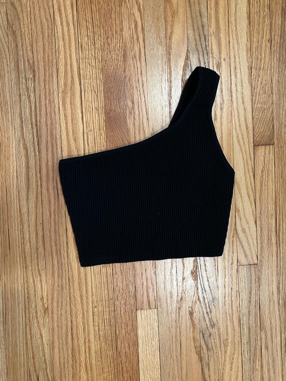 Aritzia Babaton Asymmetric One-Shoulder Ribbed Crop Top - Black